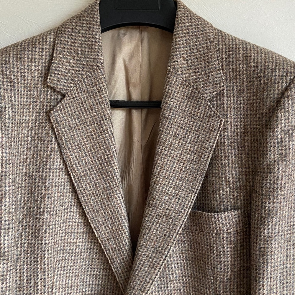 Vintage Houndstooth Sport Coat Mens 40R
Wool Elbow Patch Suede Leather Button